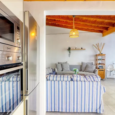 Ferienhaus Big Terraced House, 100m To The Beach, With Bbq And Sea View Guincho (Tenerife)